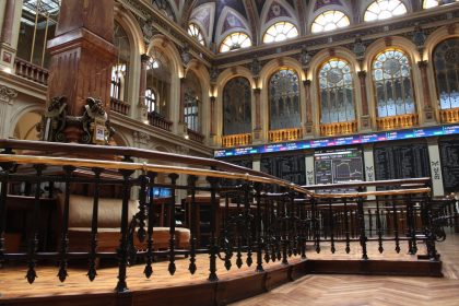 el-ibex-resiste-tras-amenaza-arancelaria-de-trump