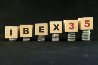 ibex-35-sube-un-0,45%-con-impulso-bancario
