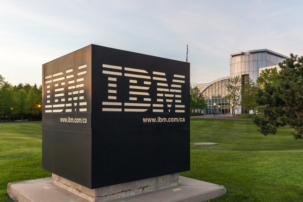 ibm-resurge-y-desafía-a-nvidia-en-la-era-de-la-ia