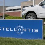 stellantis-sufre-pérdidas-de-2.300-millones-de-euros