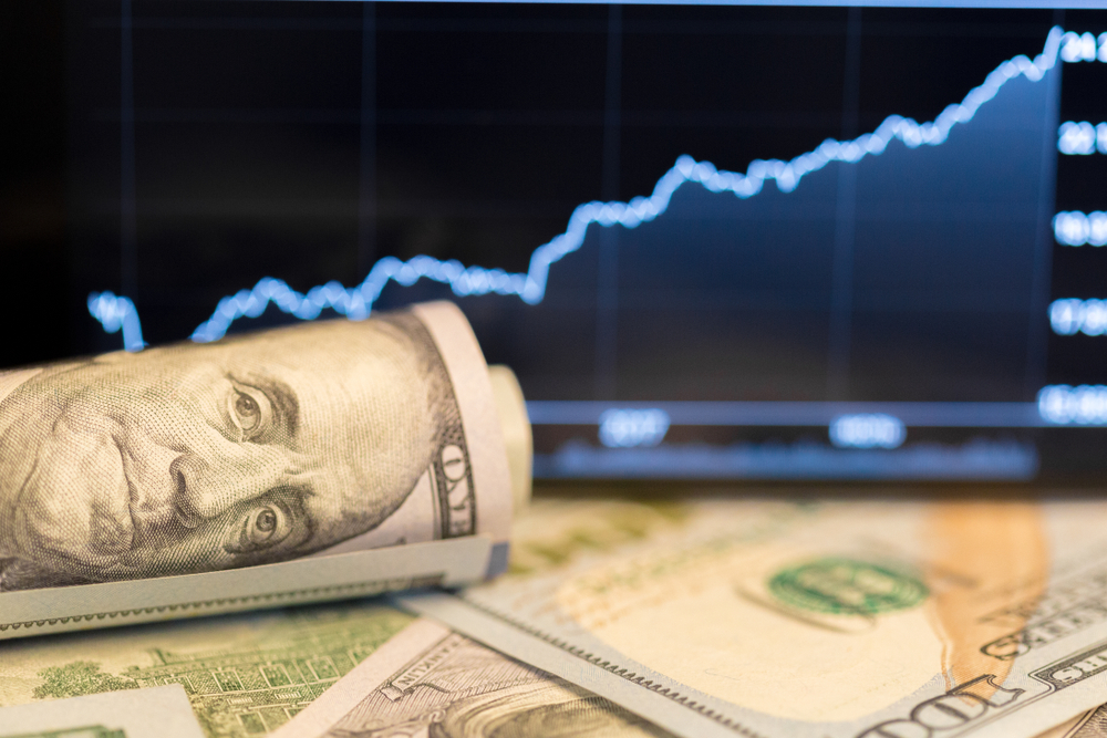 el-dólar-se-estabiliza-tras-caídas-por-datos-laborales