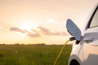 industria-del-automóvil-urge-a-replantear-metas-climáticas