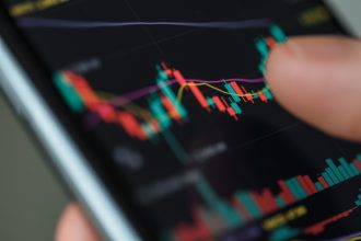 el-ibex-35-cae-tras-temor-a-cierre-del-gobierno-en-ee.uu.