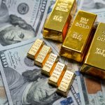 el-oro-sigue-en-ascenso-pese-a-riesgos-y-correcciones