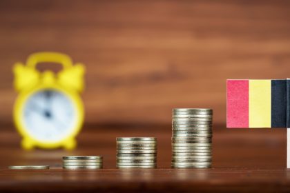 bruselas-eleva-previsiones-pero-avisa-de-frenos-claros