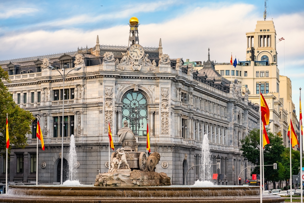 banco-de-españa-mejora-con-fuerza-el-crecimiento-hasta-2027