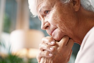 jubilarse-a-los-64-implica-recortes-y-requisitos-específicos