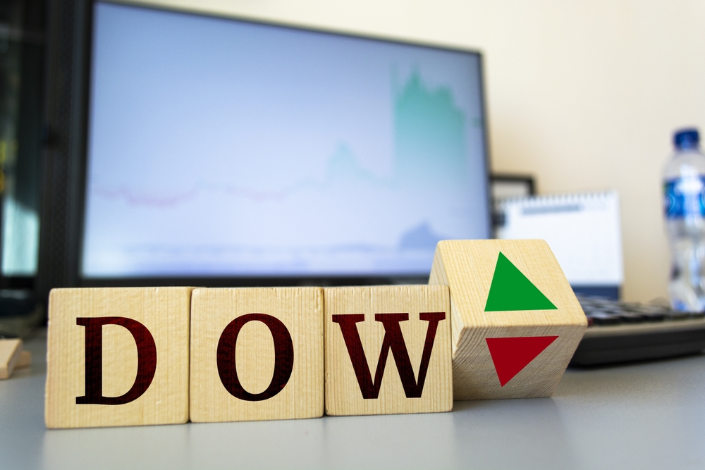 wall-street-corrige-tras-su-fuerte-rally